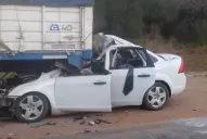 Otro accidente en la ruta 157: un auto chocó contra un camión esta mañana