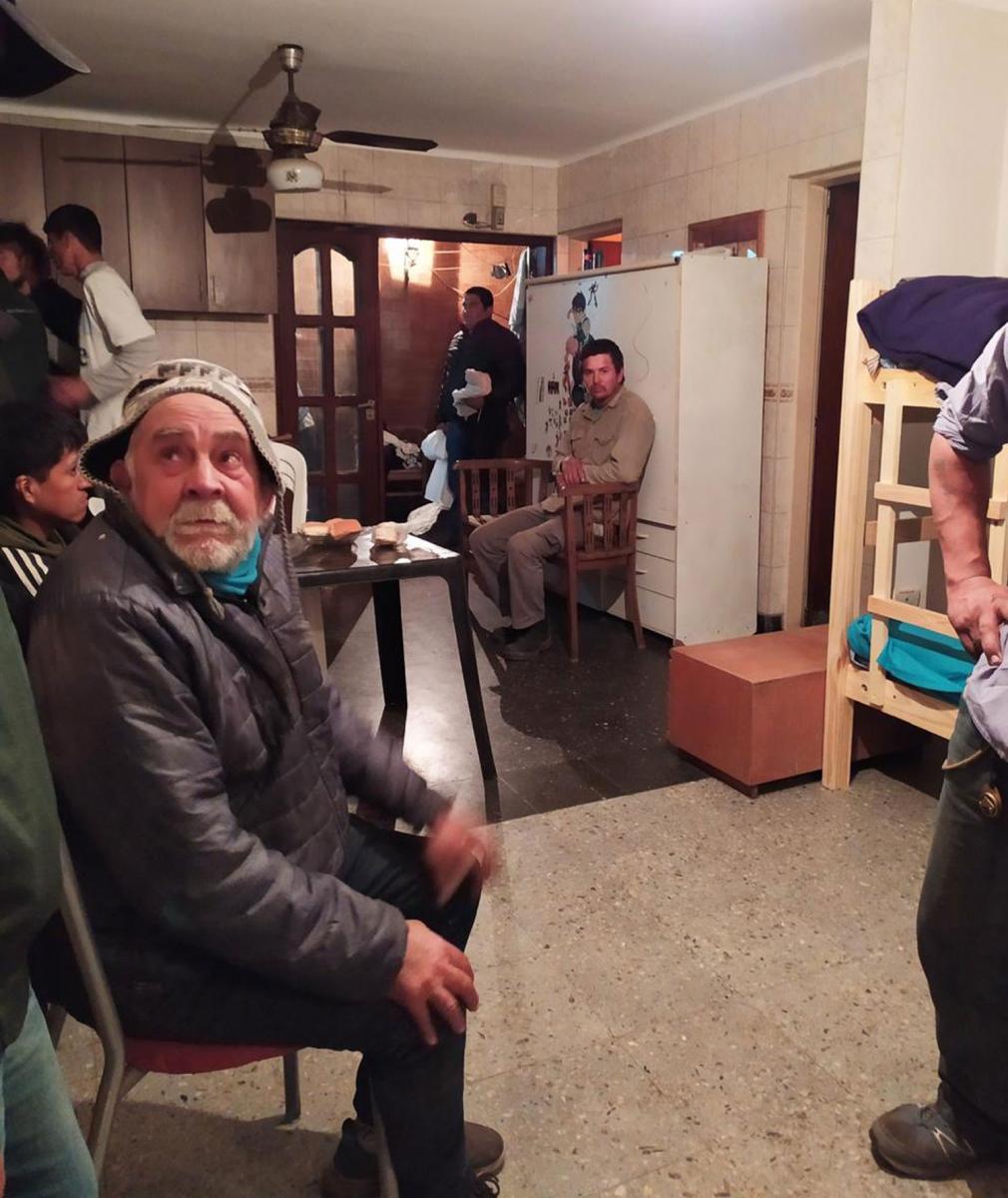 TODO EN UNO. La cocina de la casa también es zona de descanso y punto de enucentro de charlas.