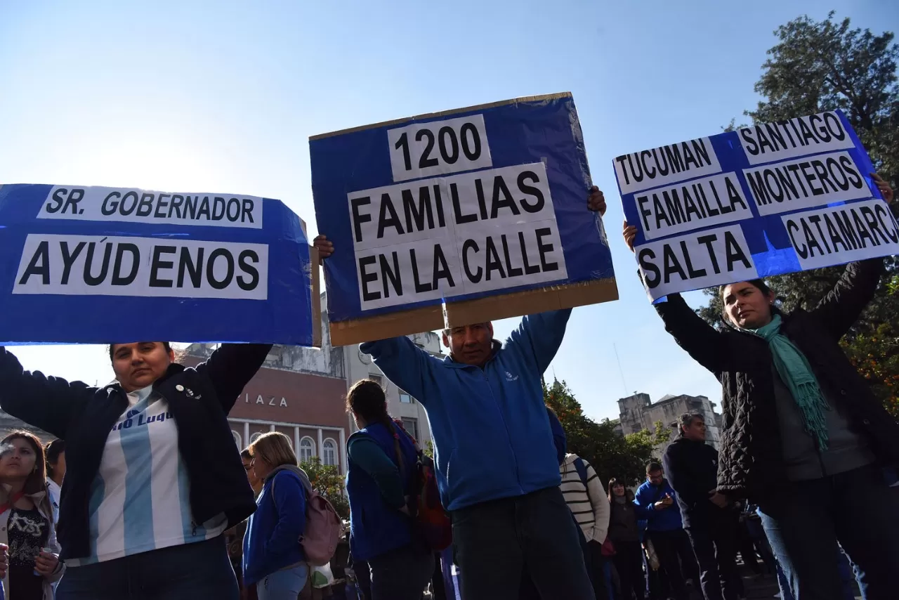 Sin respuestas, empleados de Luque inician un paro por tiempo indeterminado