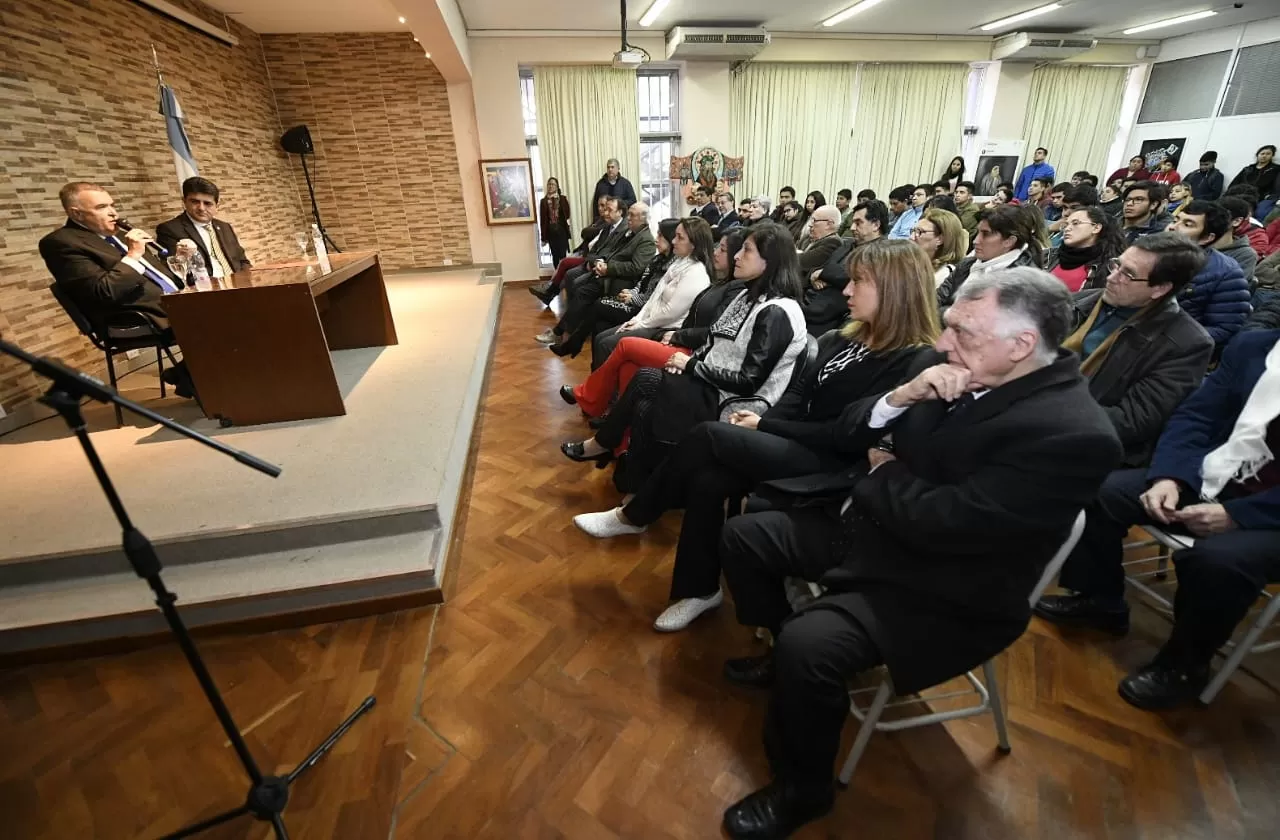 Estudiantes de la Tecnológica que residan en el interior accederán al boleto gratuito