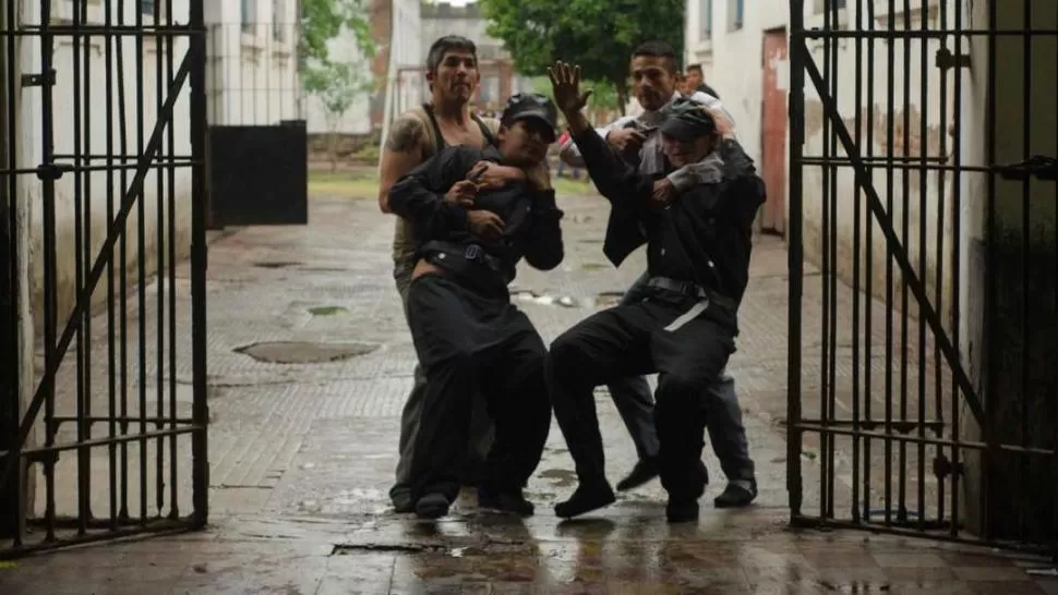 EN LA CÁRCEL. “Bazán Frías, elogio del crimen”.-