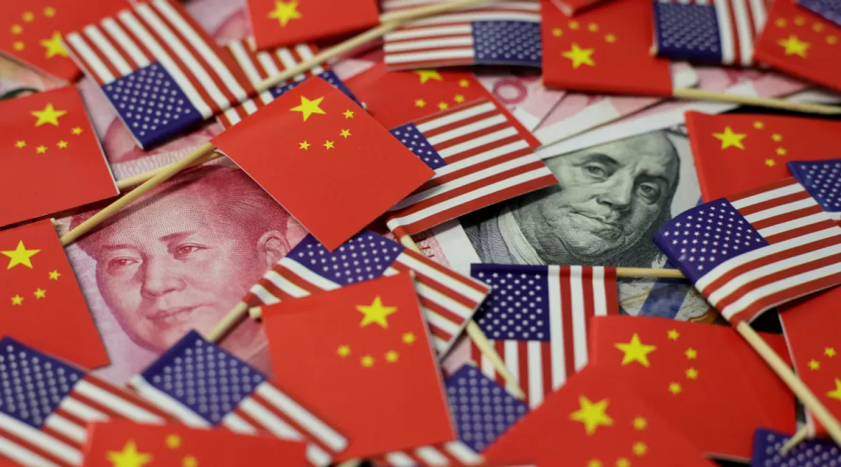 Dólar y riesgo país se dispararon como consecuencia de la devaluación en China