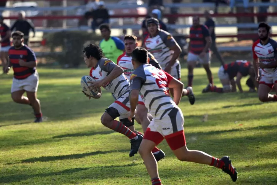 PASO AL FRENTE. Lince comenzó firme y en la fecha 2 recibirá al Jockey salteño. la gaceta / foto de Inés Quinteros Orio 