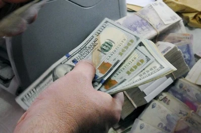 Saltó el dólar, pese a la Leliq más alta y a ventas del Central