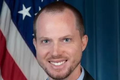 Tras una redada, liberan a 300 migrantes en Mississippi