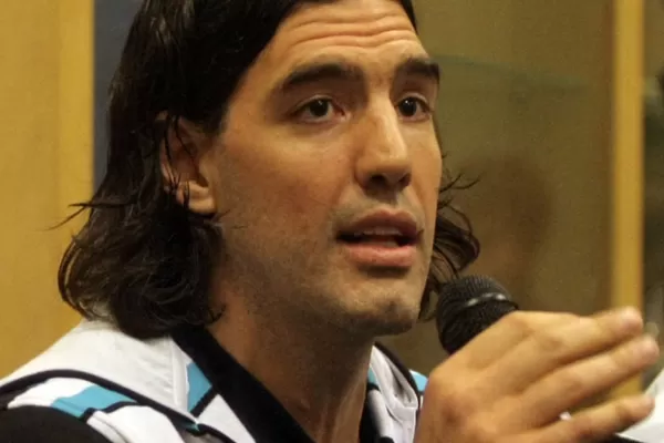 Scola y su opinión sobre Messi: me río cuando en Argentina lo discuten