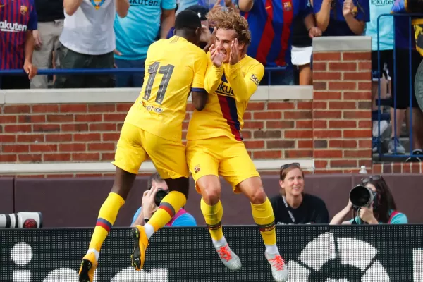 Sin Messi, Barcelona se floreó ante Napoli y lo goleó 4-0