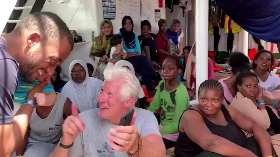 LLAMAMIENTO. Gere convocó a los gobiernos europeos a dar un puierto seguro a los migrantes africanos.  credito