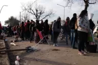 Crisis laboral: segundo día de largas filas para conseguir empleo en Yerba Buena