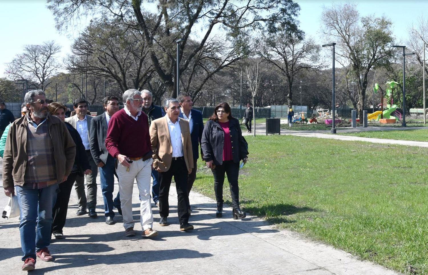 ESTA MAÑANA. El intendente recorrió las obras.