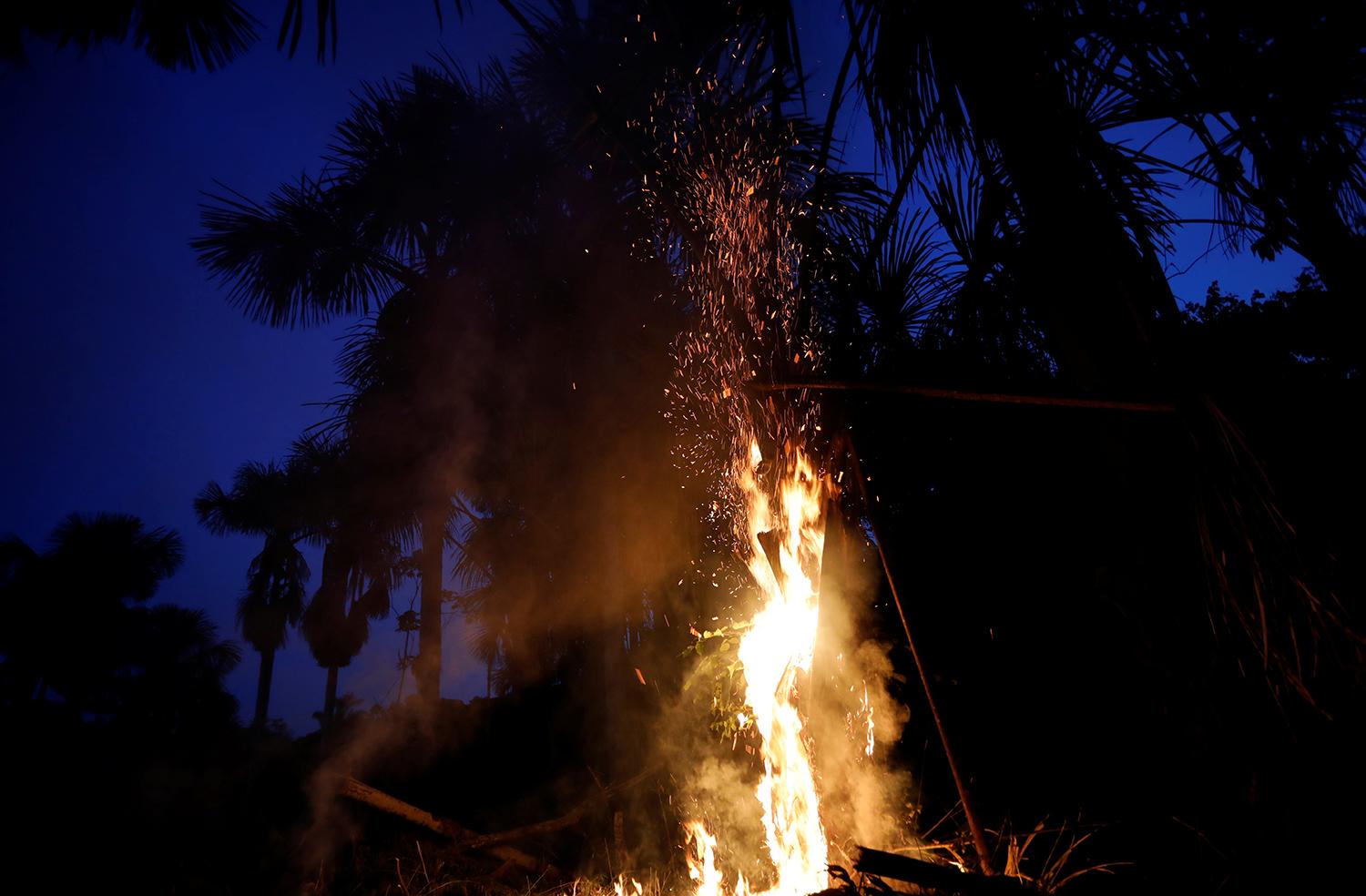 El INPE, organismo que monitorea los incendios forestales, ha contabilizado más de 71.000 focos en la Amazonía, el mayor número en siete años.