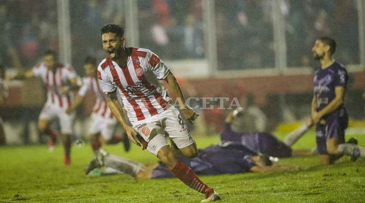 GRITALO. El agónico gol de Galeano hizo explotar a La Ciudadela. ARCHIVO 