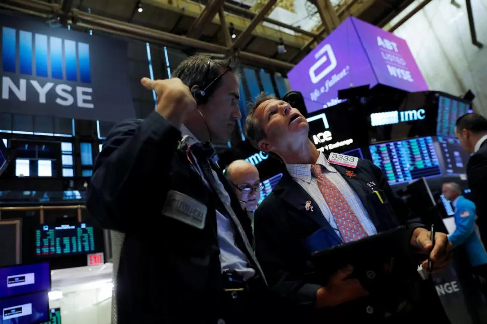 EN WALL STREET. Se desplomaron las acciones de varias firmas. reuters