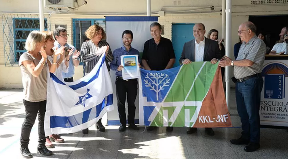 EN TUCUMÁN. La delegación de la KKL pasó por La Rioja y por Catamarca; irá luego por Córdoba y Buenos Aires. comunicación pública