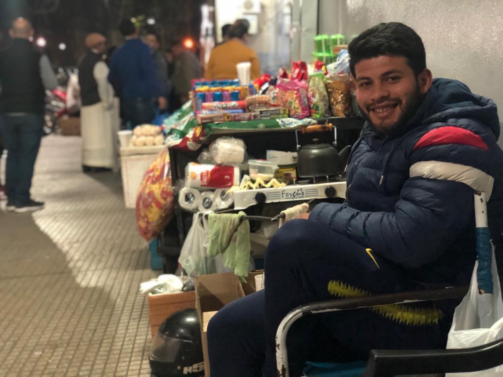 FUERZA. Aleixs perdió a Benicio hace poquito y le agradece a su mujer por animarlo a no caer.