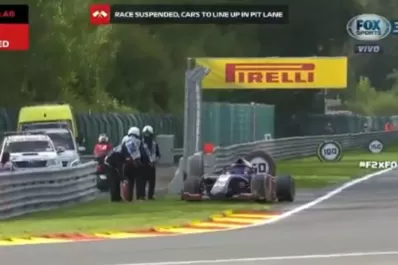 Un piloto de F2 murió en plena carrera luego de un trágico accidente