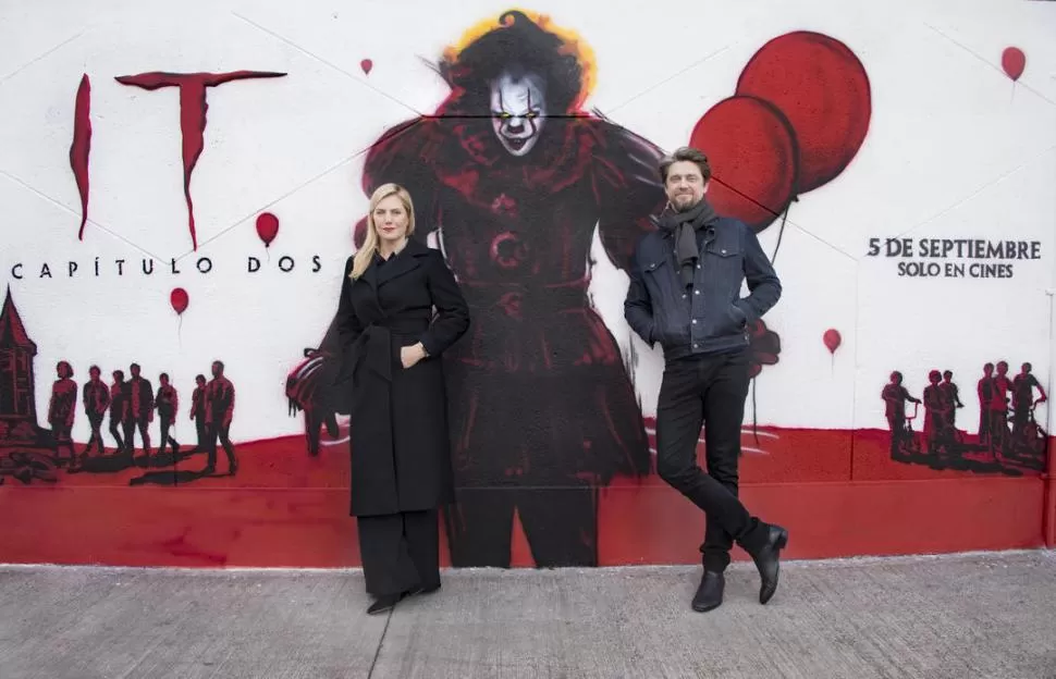 DE BUENOS AIRES A HOLLYWOOD.Los Muschietti y la imagen del inquietante payaso Pennywise. 