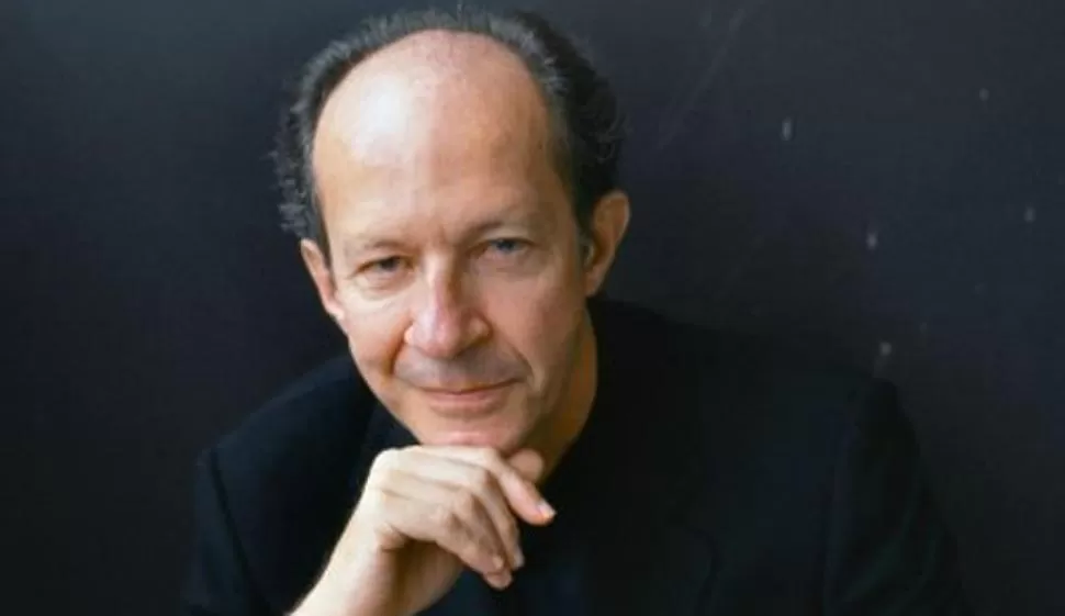 A MEDIO CAMINO. Agamben promete un debate que no se cumple. 