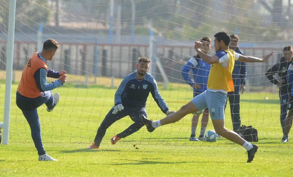 LISTO. Sánchez, que jugó el amistoso ante Cerro Porteño en Paraguay hace unos meses, volverá a ser titular ante Arsenal. la gaceta / foto de hector peralta