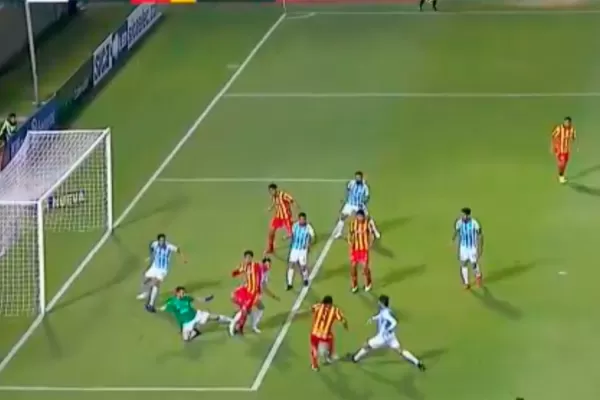 Zafó Atlético: mirá el gol que le anularon insólitamente a Boca Unidos