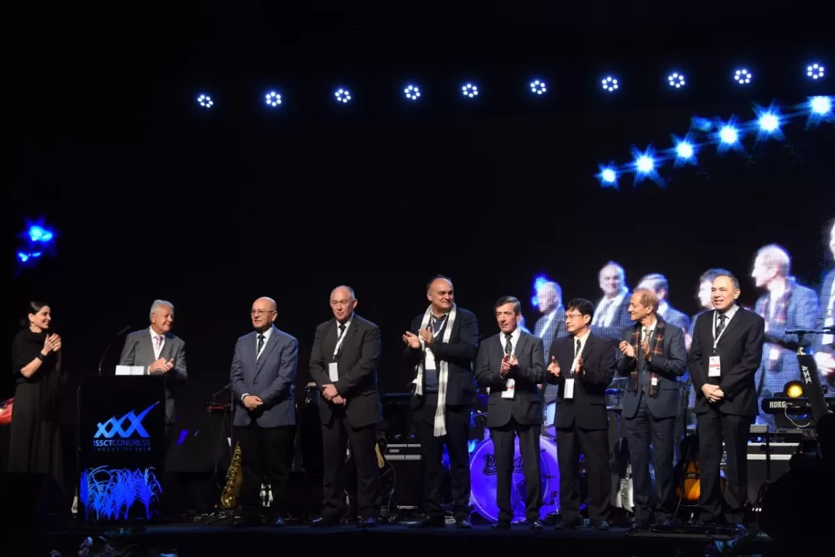 MÁS DE 1.200 PERSONAS. No hubo acto formal para el cierre del Congreso mundial. Los técnicos compartieron la comida y un breve discurso. LA GACETA/FOTO DE DIEGO ARÁOZ