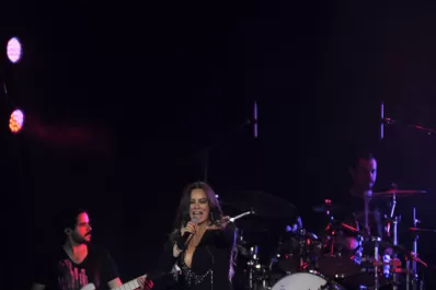 Myriam Hernández le canta al romance, pero sin sumisión