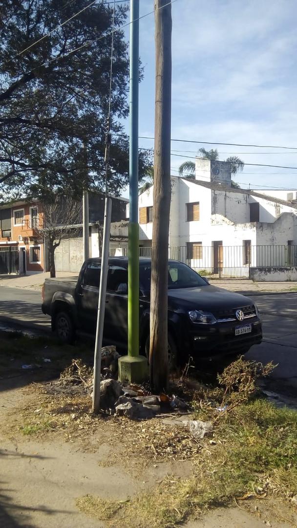 Operarios y conductores en peligro por descargas en pleno centro