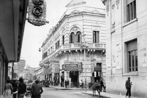 Un libro de LA GACETA que atrapa las esencias de la ciudad del pasado