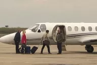 Según la ley, ¿cuándo se pueden usar los aviones oficiales?