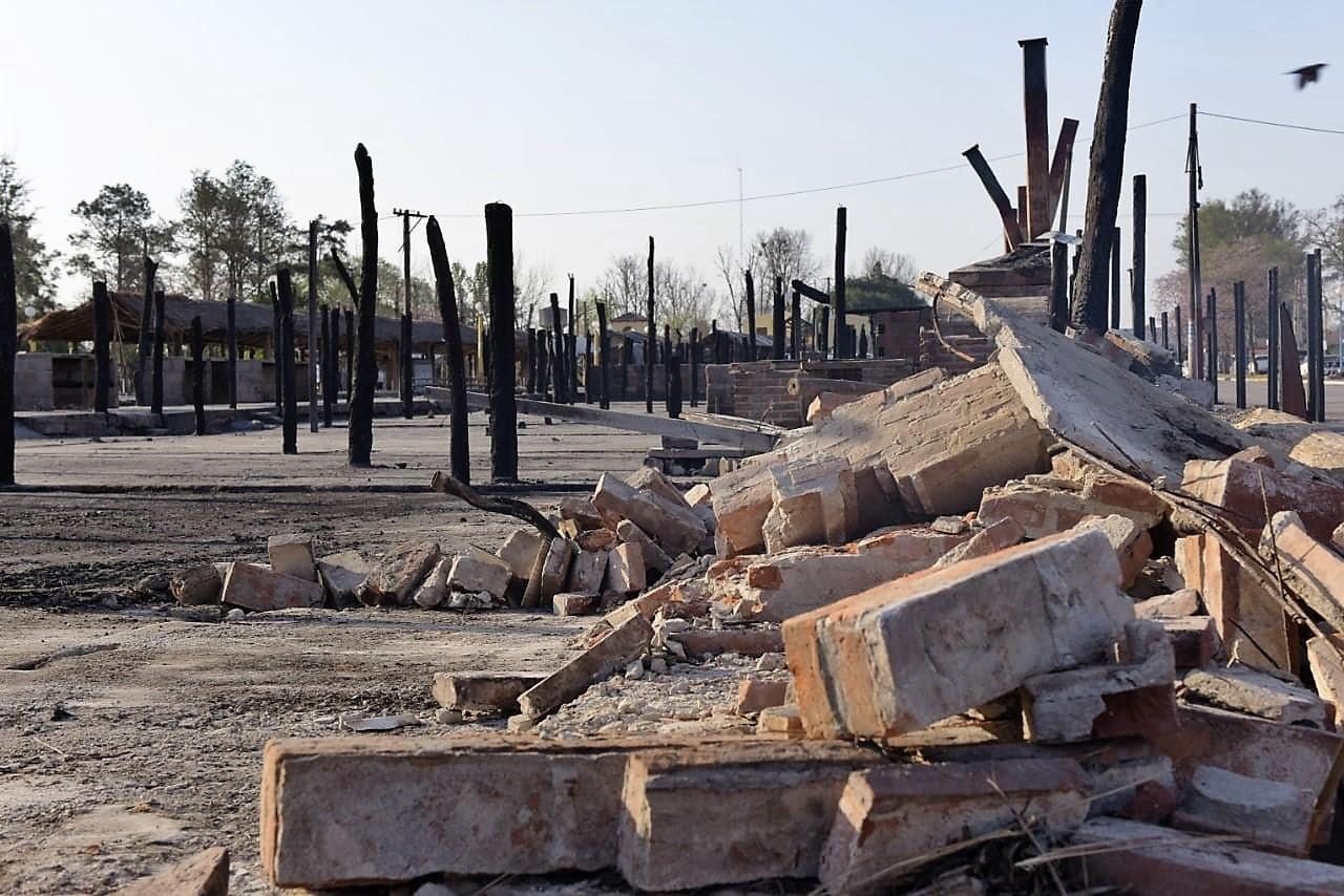 TRISTEZA. Los quinchos, hechos de paja seca madera, desaparecieron.