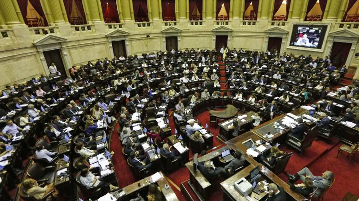 Casi la mitad de los candidatos a diputado omitieron exponer sus patrimonios