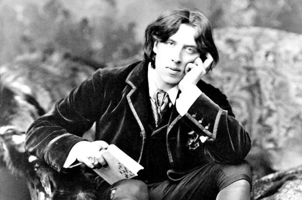 ENSAYO SOBRE EL DOLOR. Oscar Wilde busca los errores del pasado que conducen a la privación de la libertad. 