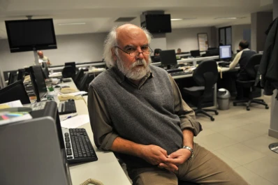 Charla de Juan Sasturain