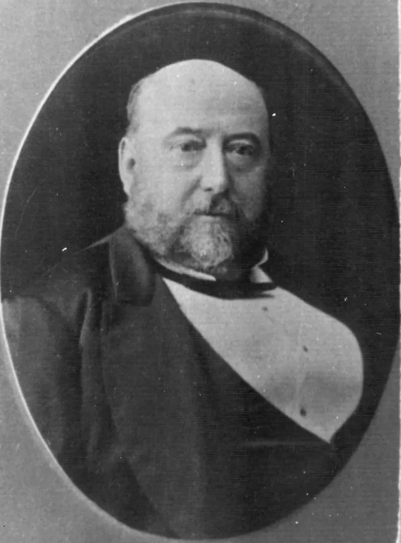 ENRIQUE CORONA MARTÍNEZ. El profesor granadino actuó en Tucumán en 1873-74 