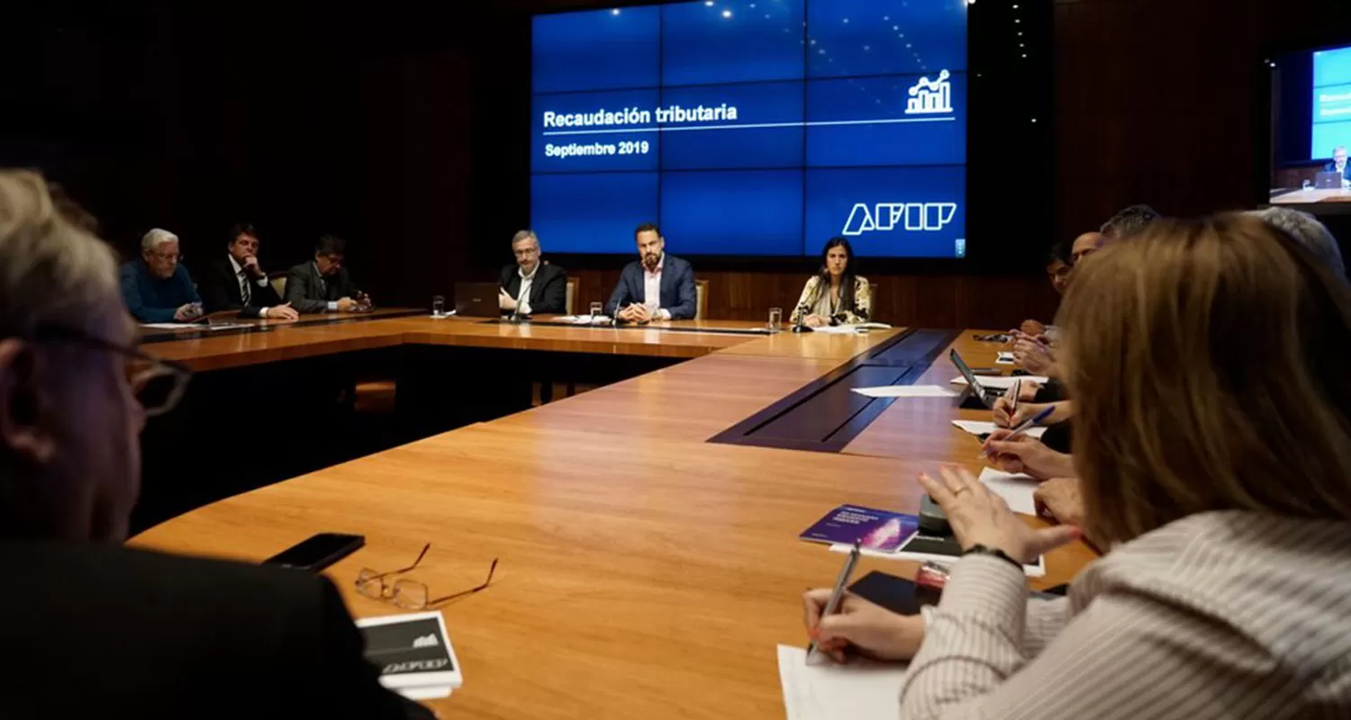 LAS CIFRAS. La recaudación del fisco alcanzó los $ 422.000 millones. Según la consultora LGG, esto implica una caída real del 9,1%.