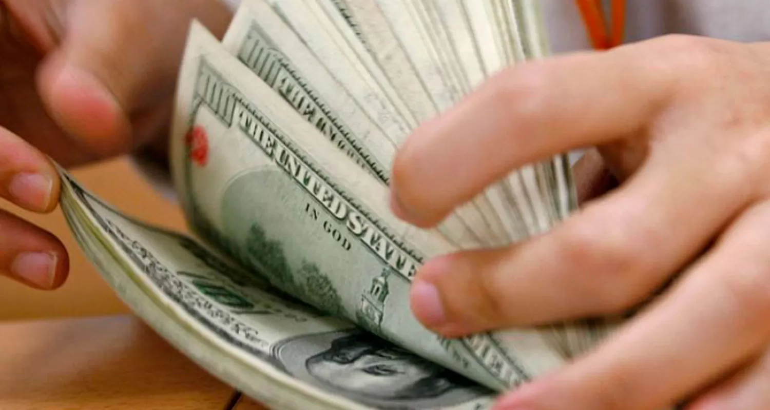 El Central no frenó al dólar
