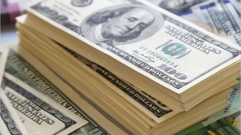 Se acercan las elecciones y el dólar continúa con su tendencia alcista