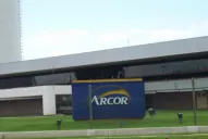 En Lules, Arcor adelanta vacaciones al personal por la situación económica