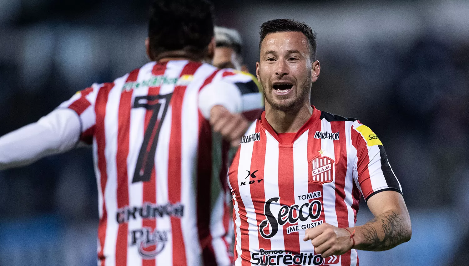 BRILLARON. Gonzalo y Pons se llevaron todos los aplausos. FOTO DE MATÍAS NÁPOLI ESCALERO (ESPECIAL PARA LA GACETA)