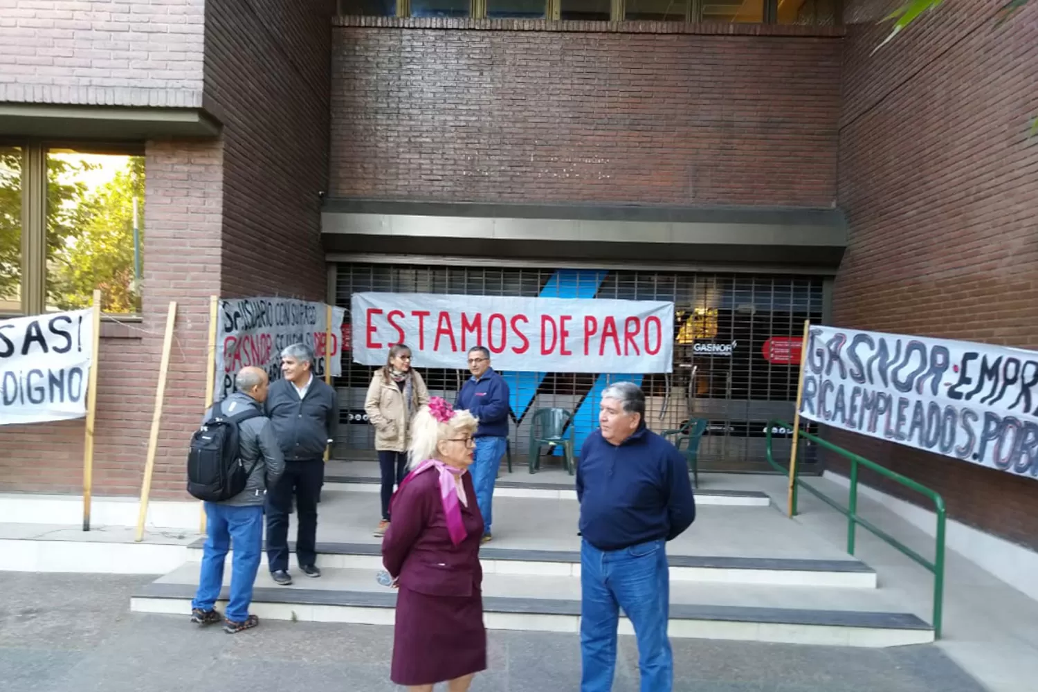 Protestan por reclamos salariares en Gasnor