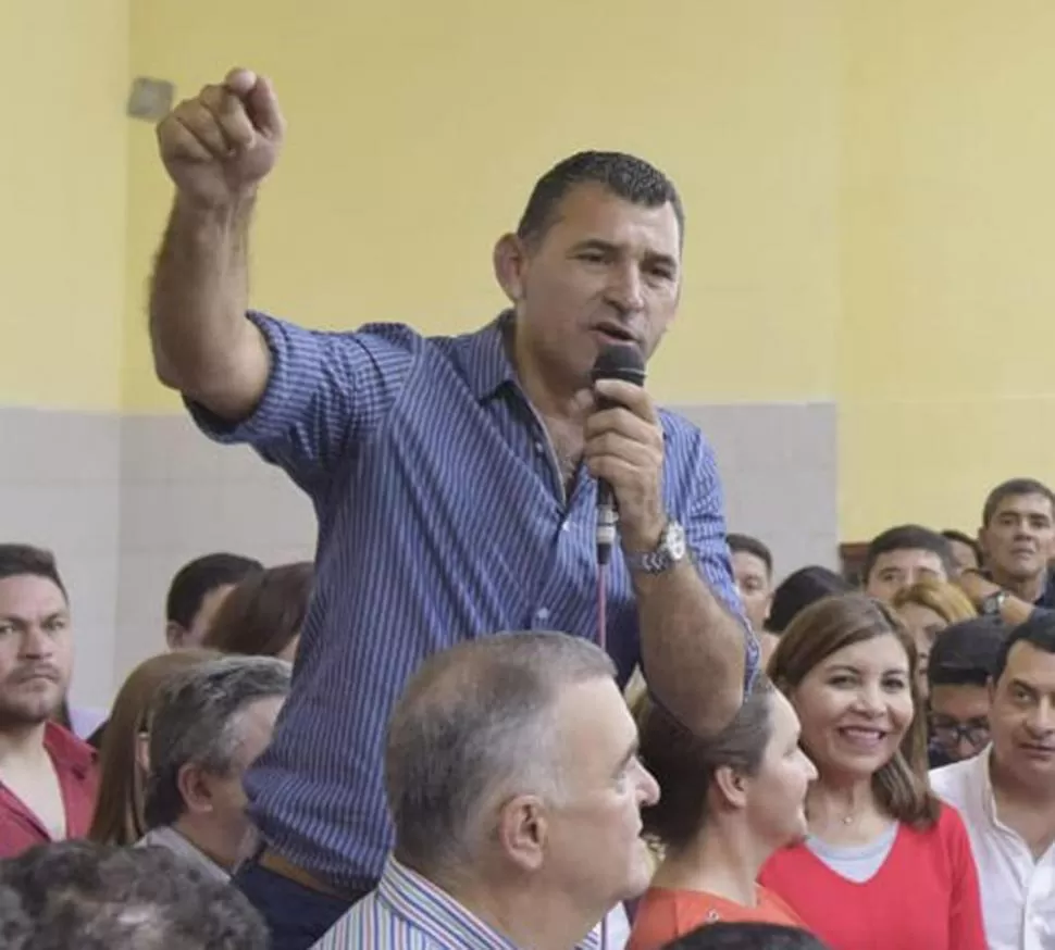 CANDIDATO A DIPUTADO NACIONAL. Mario Leito habla en un mitin político reciente del Frente de Todos.   