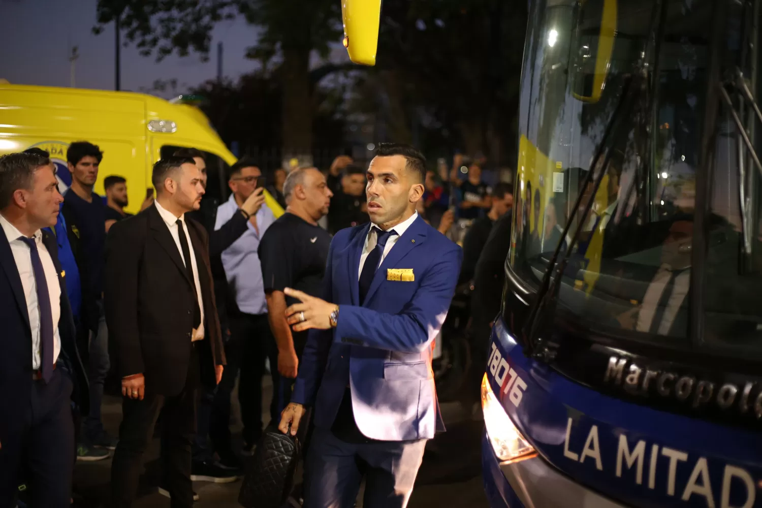 Carlos Tevez fue uno de los más aplaudiso por los honchas del Xeneize al llegar al estadio. (FOTO TOMADA DE PRENSA CLUB ATLÉTICO BOCA JUNIORS)