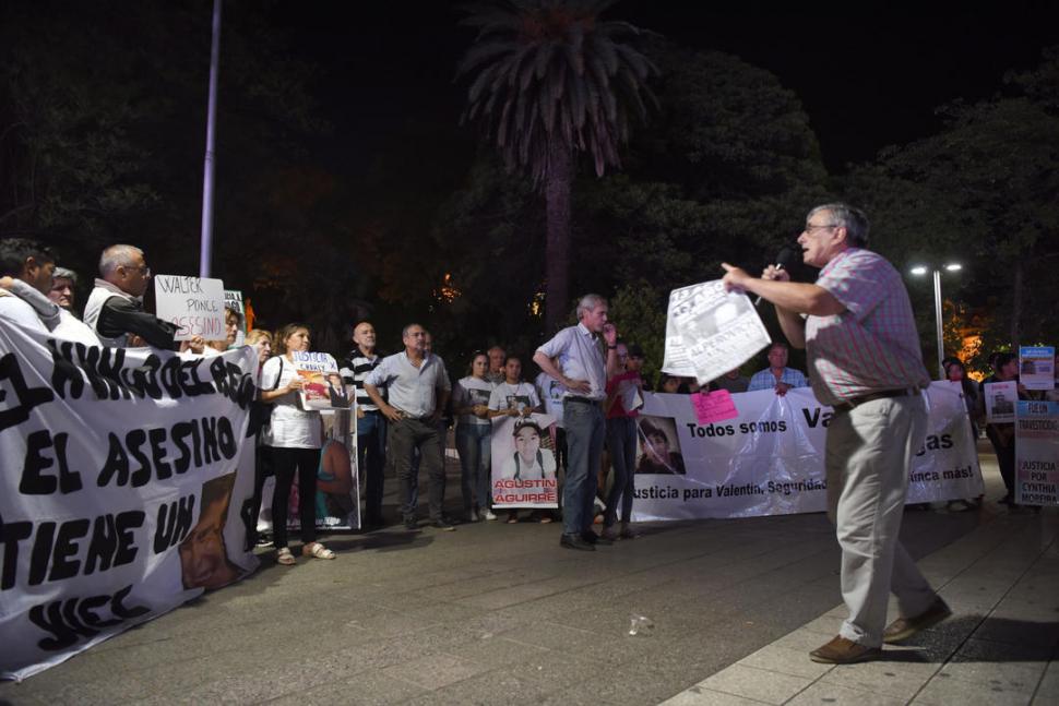 EN EL ACTO. Alberto Lebbos, padre de Paulina, fue uno de los oradores.