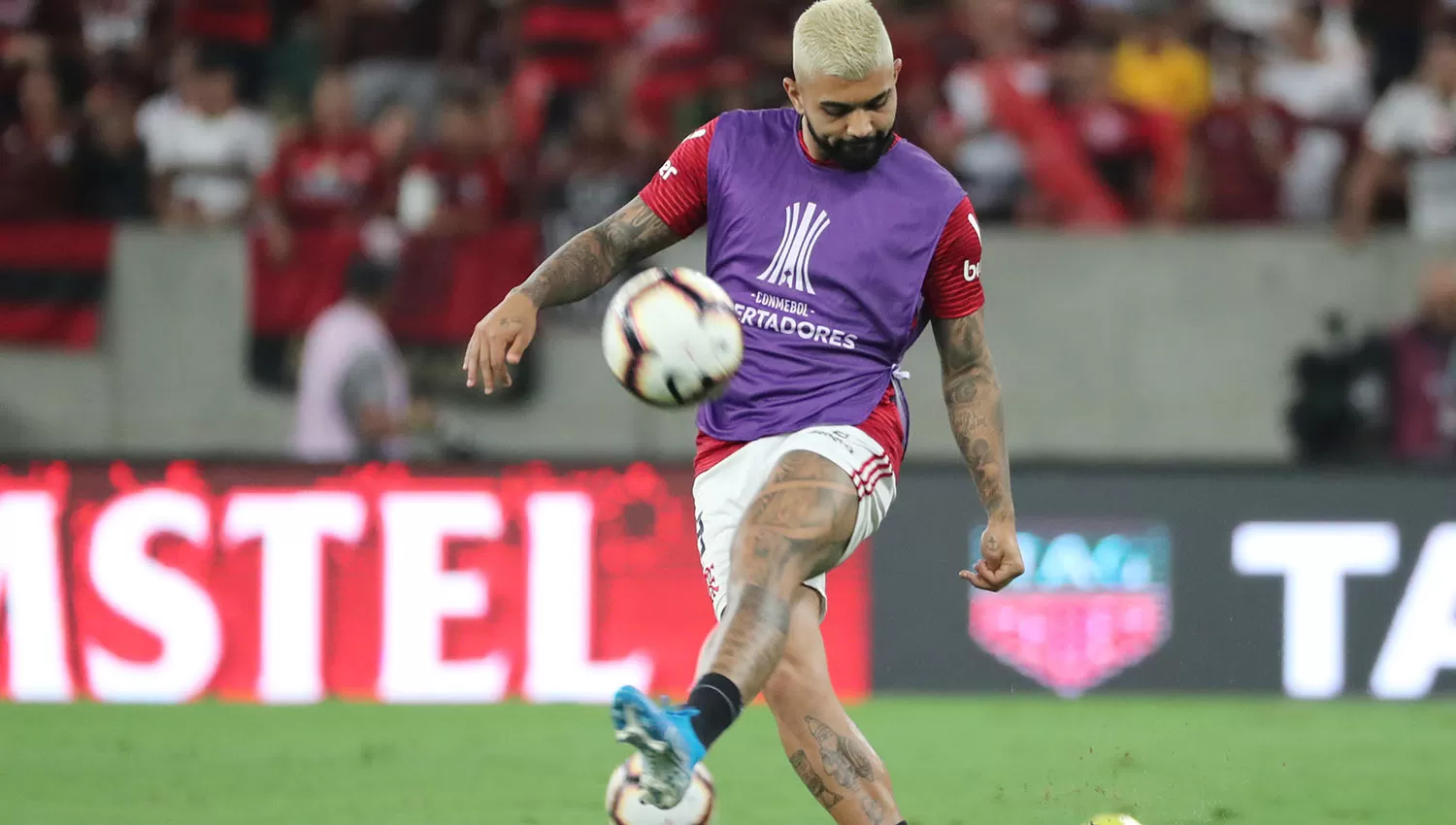 Gabriel Barbosa, de Flamengo, en la previa del desquite en el Maracaná. (Reuters)