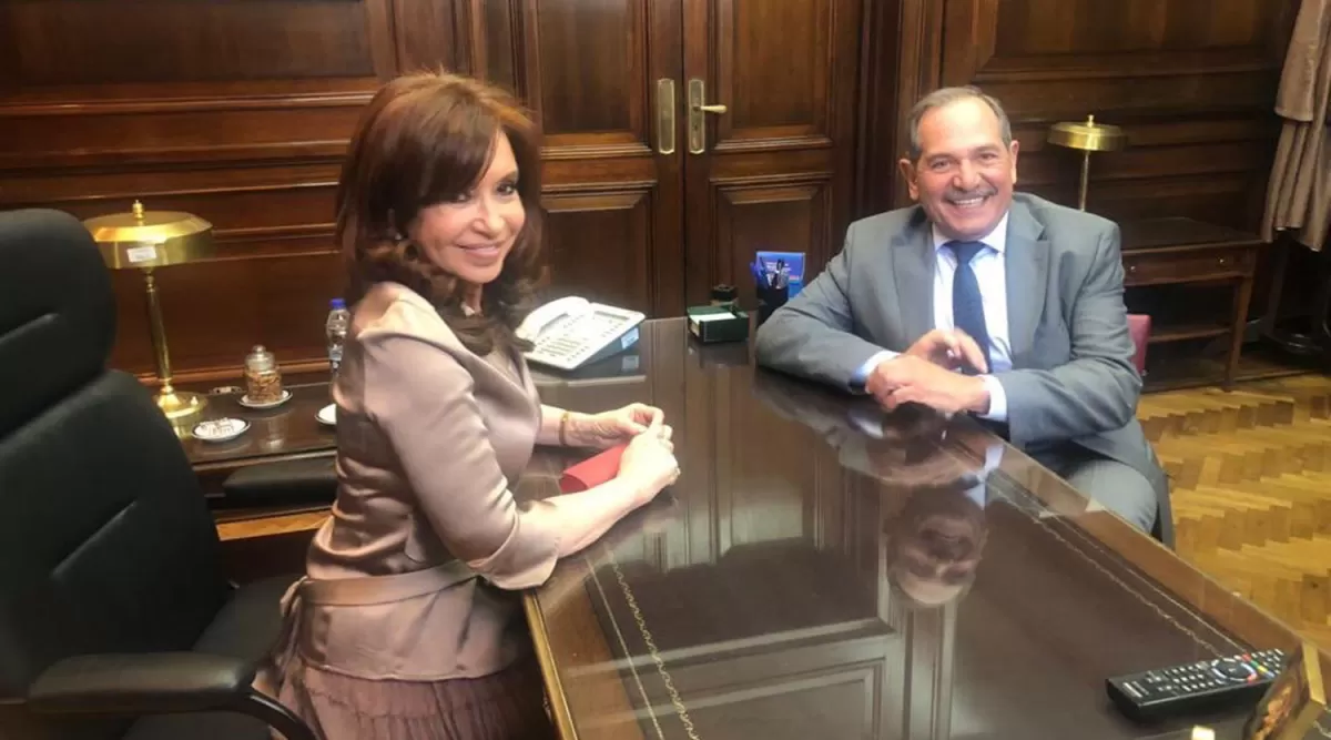 Alperovich se había reunido con Cristina durante su campaña para gobernador. 