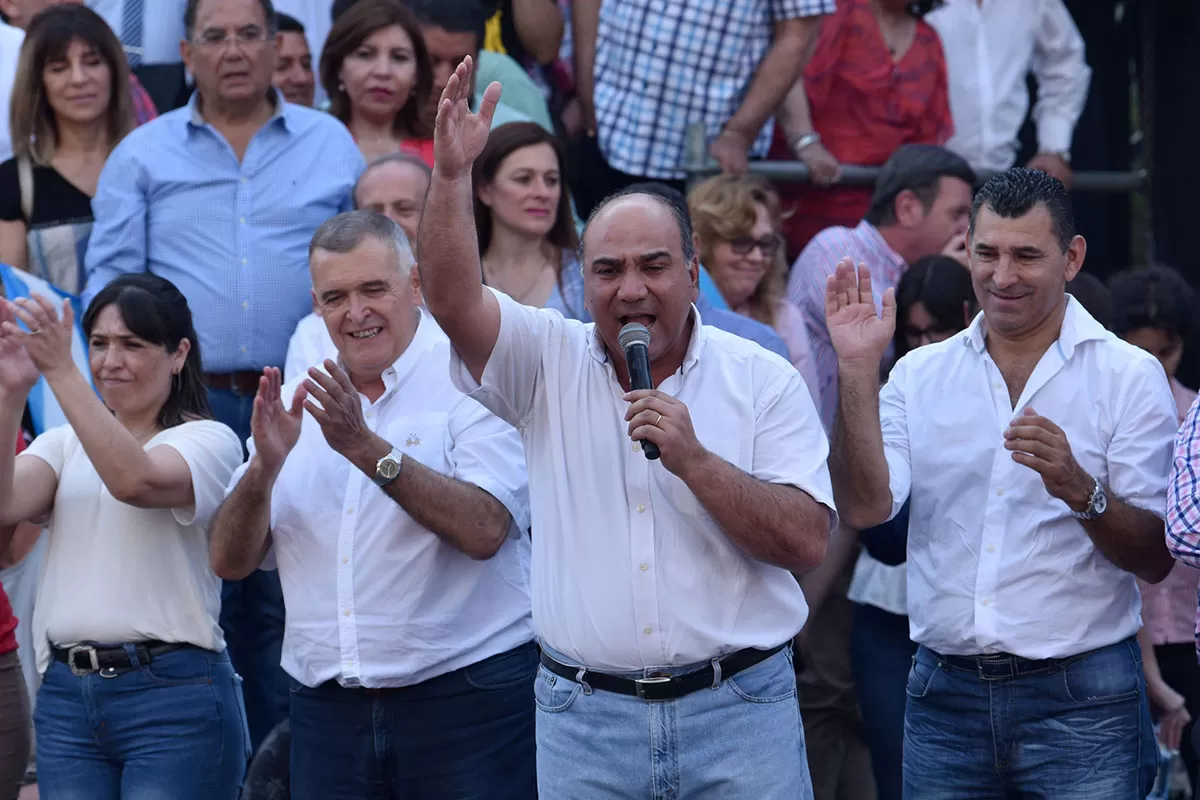 Manzur durante el acto de cierre de campaña del Frente de Todos.