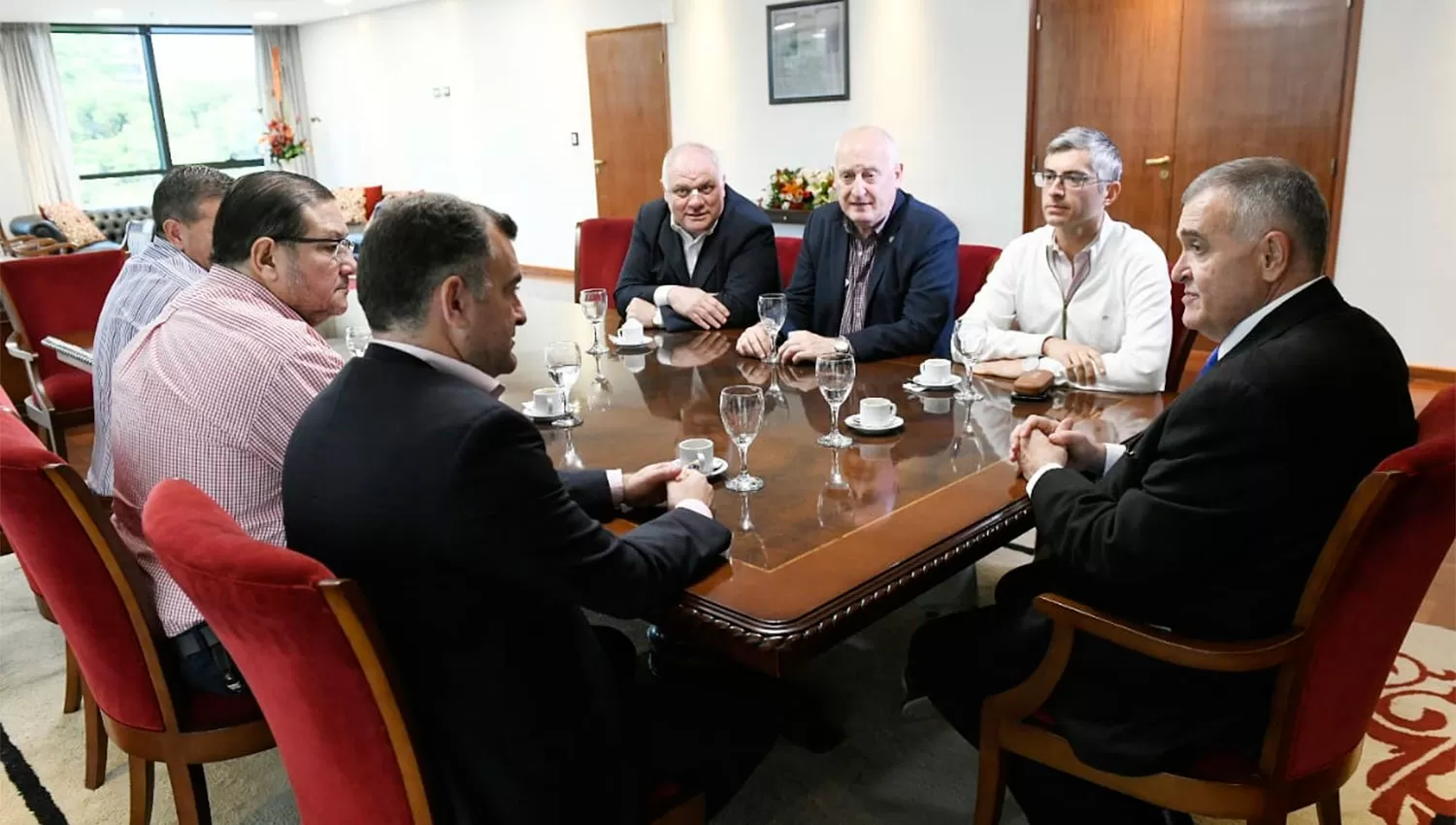 CON VAMOS TUCUMÁN. Jaldo, con los radicales Ascárate, Canelada y Albarracín; los alfaristas Berarducci y Pellegrini; y Masso (Libres del Sur). 