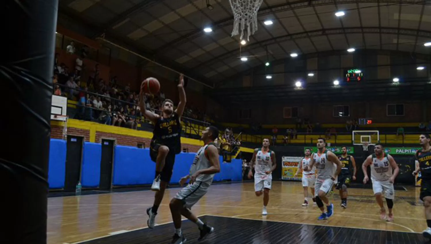 El juvenil Gonzalo Rodríguez lució en el Aurinegro taficño. (FOTO GENTILEZA LOURDES CORBALÁN)