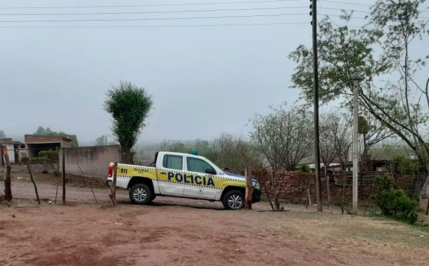 EL MOLLAR. La Policía local allanó la casa del sospechoso.