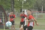 San Martín prueba de afuera, y acierta